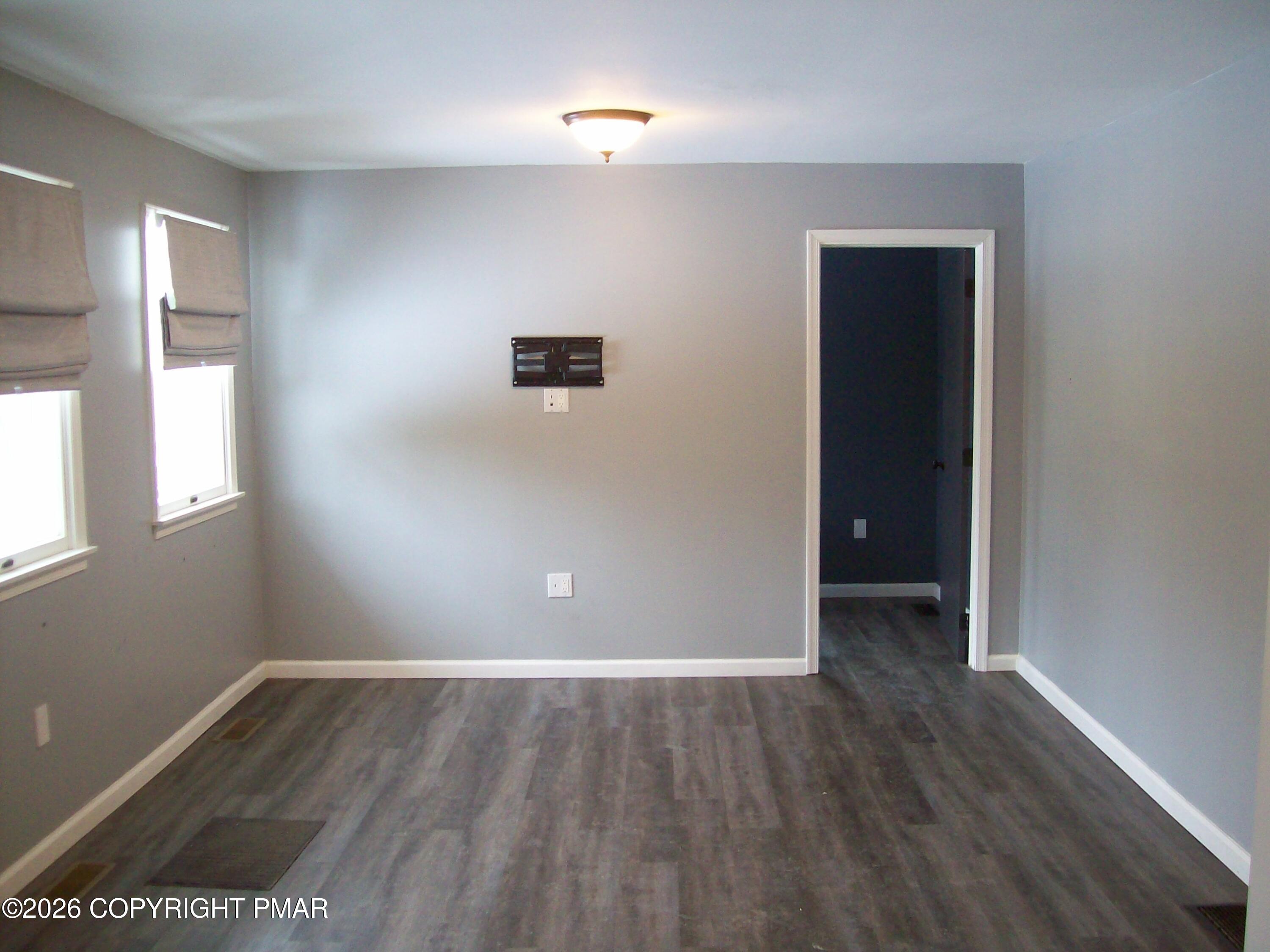 5557 Birch Road Canadensis, PA 18325 - Photo 10 of 21 Family room