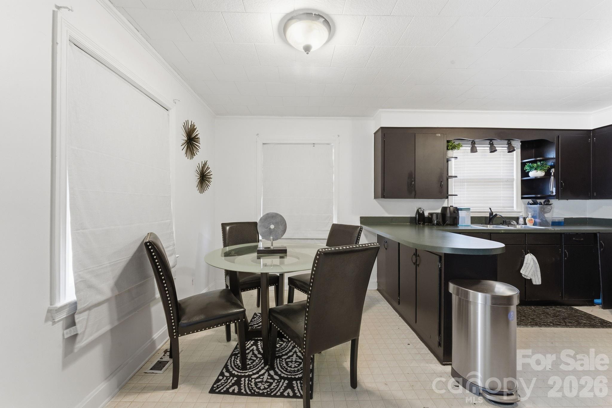 802 Chesterfield Avenue Lancaster, SC 29720 - Photo 5 of 14