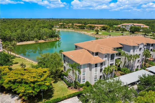 $6,500 | 7515 Stoneybrook Drive, Unit 811, Naples, FL 34112