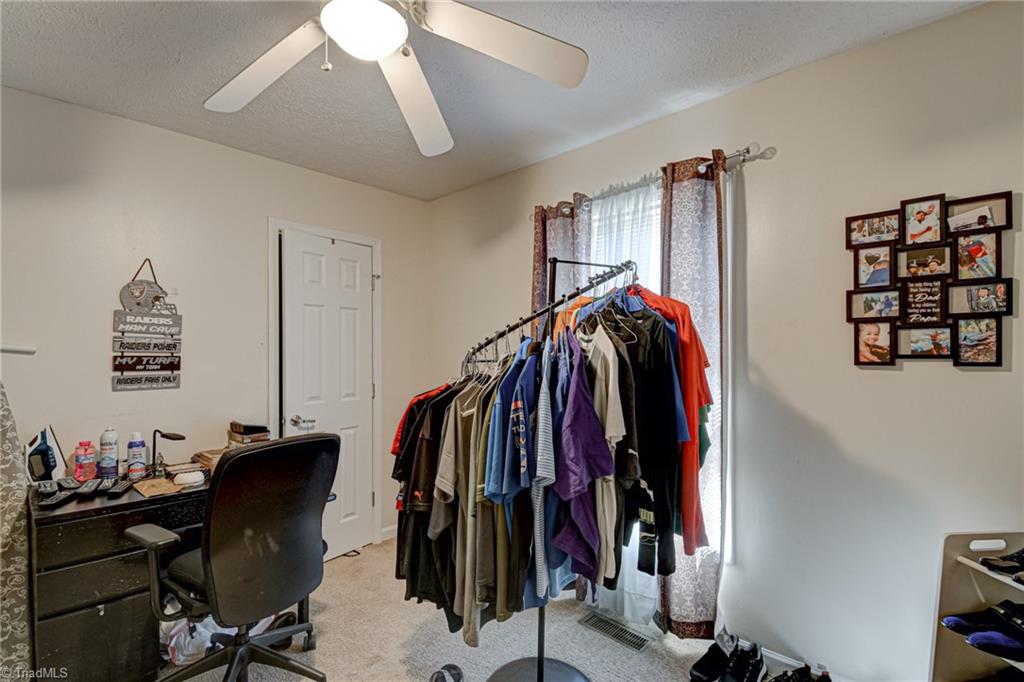 3715 Ribbon Lane Winston-Salem, NC 27107 - Photo 16 of 28