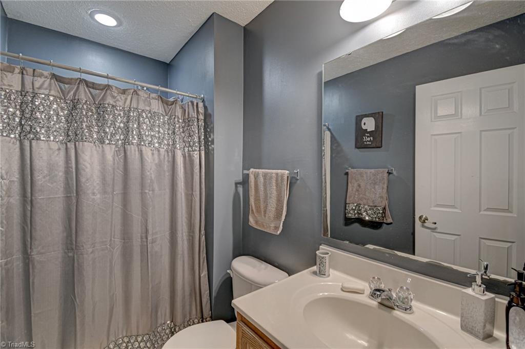 3715 Ribbon Lane Winston-Salem, NC 27107 - Photo 20 of 28