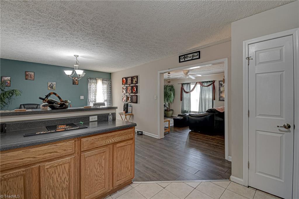 3715 Ribbon Lane Winston-Salem, NC 27107 - Photo 9 of 28