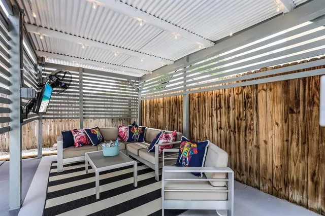 a view of outdoor space