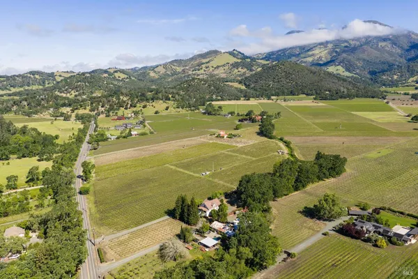 $1,499,000 | 3260 Highway 128, Calistoga, CA 94515