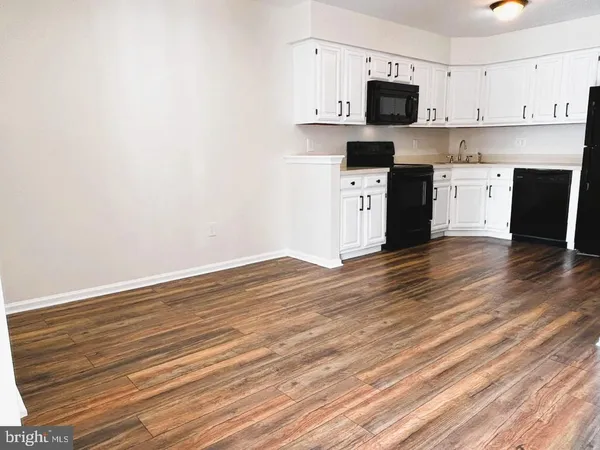 $2,250 | 24 Pickwick Place, Sewell, NJ 08080