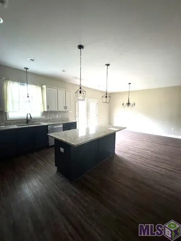 $400,000 | 16537 La Highway, Prairieville, LA 70769