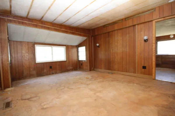 $59,900 | 11888 South 42nd Street, Scotts, MI 49088