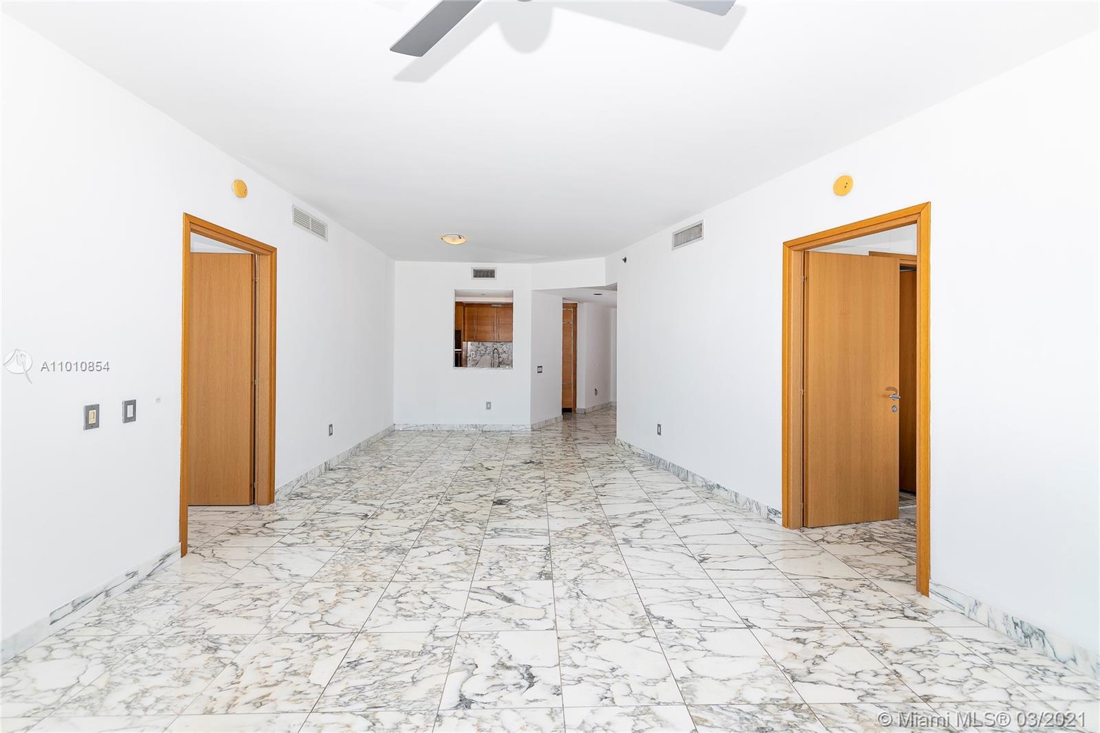 450 Alton Road, Unit 1710 Miami Beach, FL 33139 - Photo 6 of 51