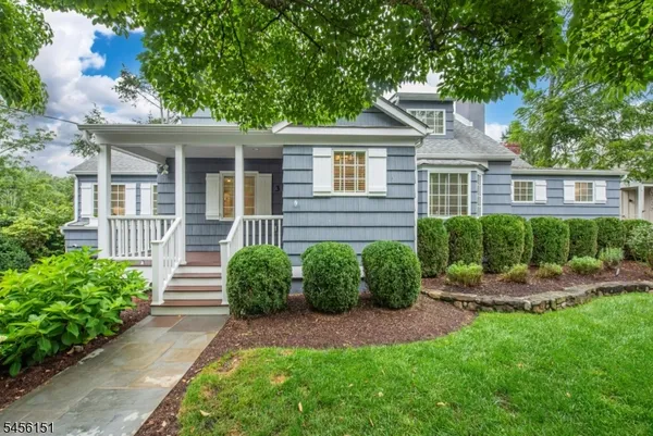 $1,295,000 | 3 Lake Trail West, Morristown, NJ 07960