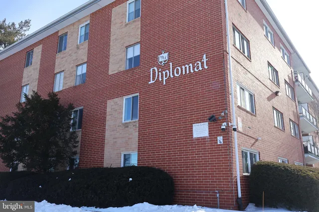 $65,000 | 3737 Clarks Lane, Unit 408, Baltimore, MD 21215