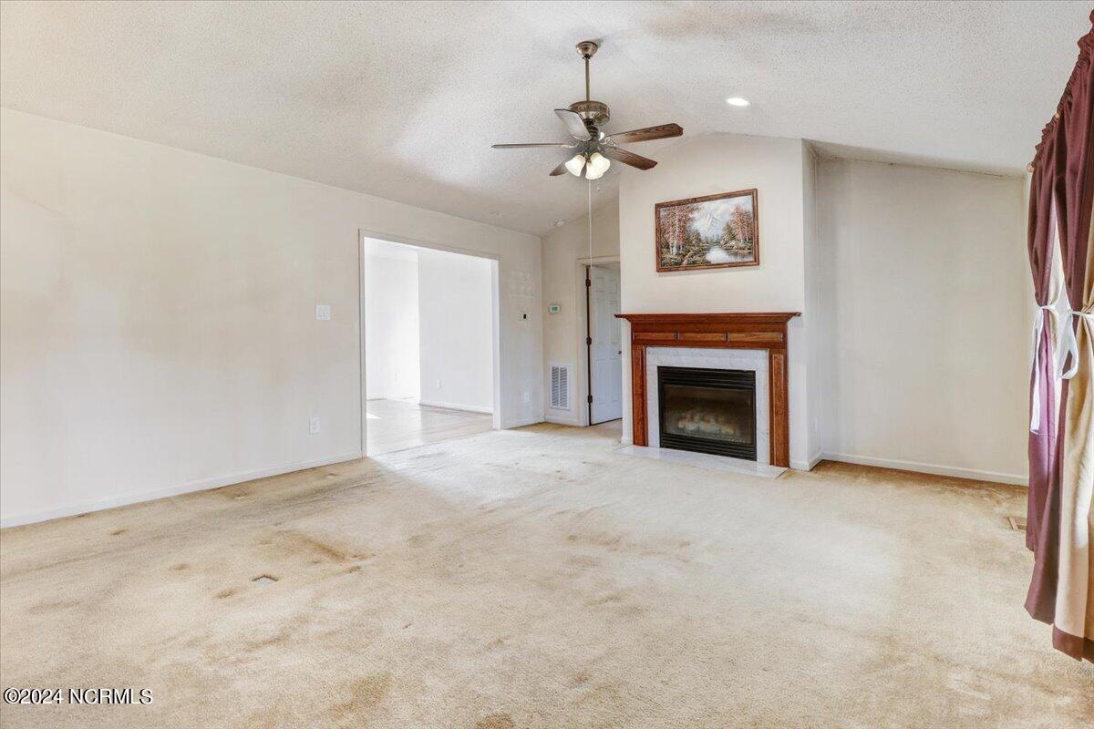 643 Vinson Road Clayton, NC 27527 - Photo 7 of 21 Living Room