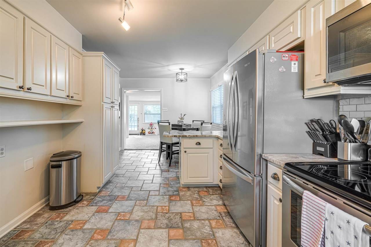 4491 Fair Meadow Road Memphis, TN 38117 - Photo 10 of 24 Gallery Image 10
