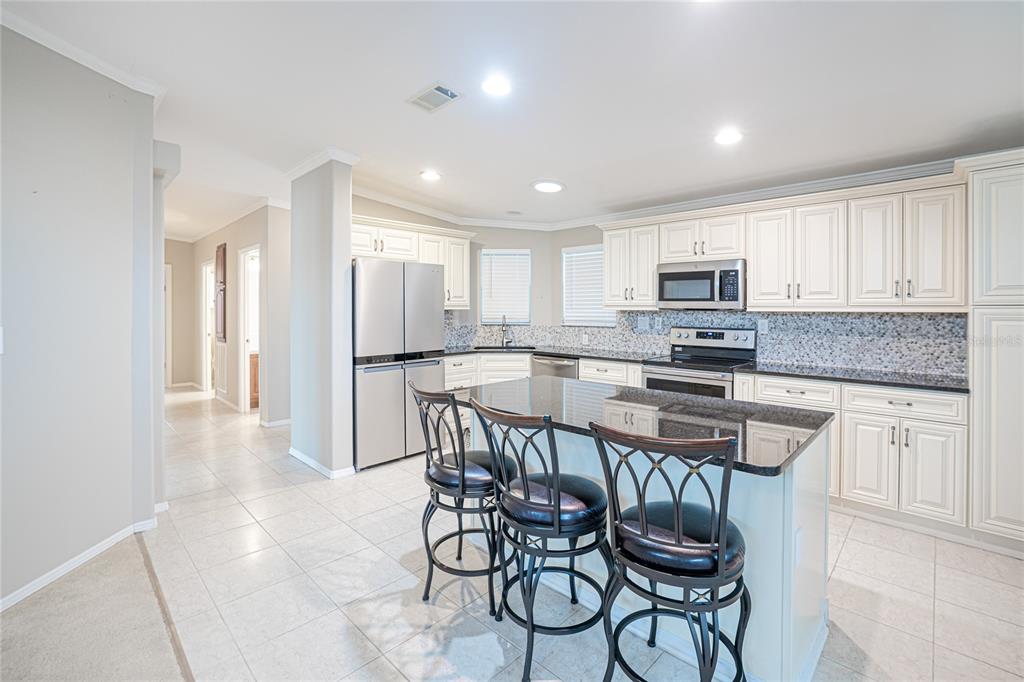 14 Freeman Avenue Punta Gorda, FL 33950 - Photo 3 of 41