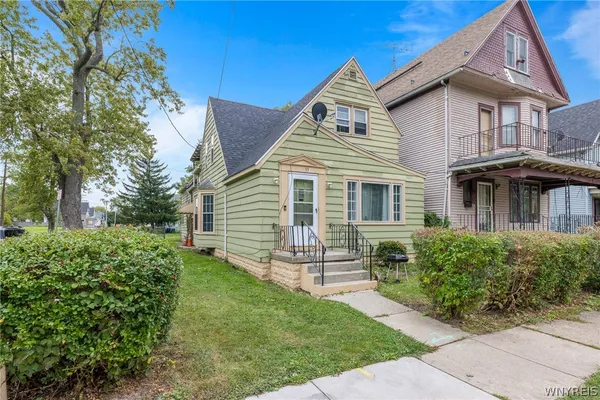 $149,000 | 93 East Parade, Buffalo, NY 14211