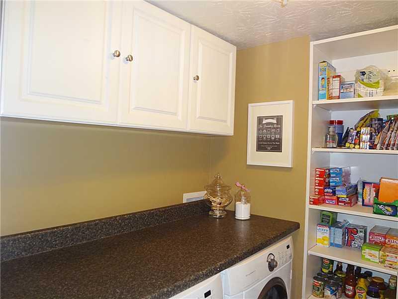 5365 Rippling Brook Way Carmel, IN 46033 - Photo 9 of 24 Gallery Image 9