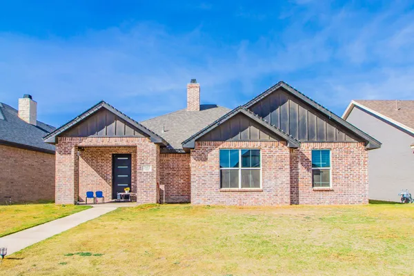$375,000 | 7612 53rd Street, Lubbock, TX 79407