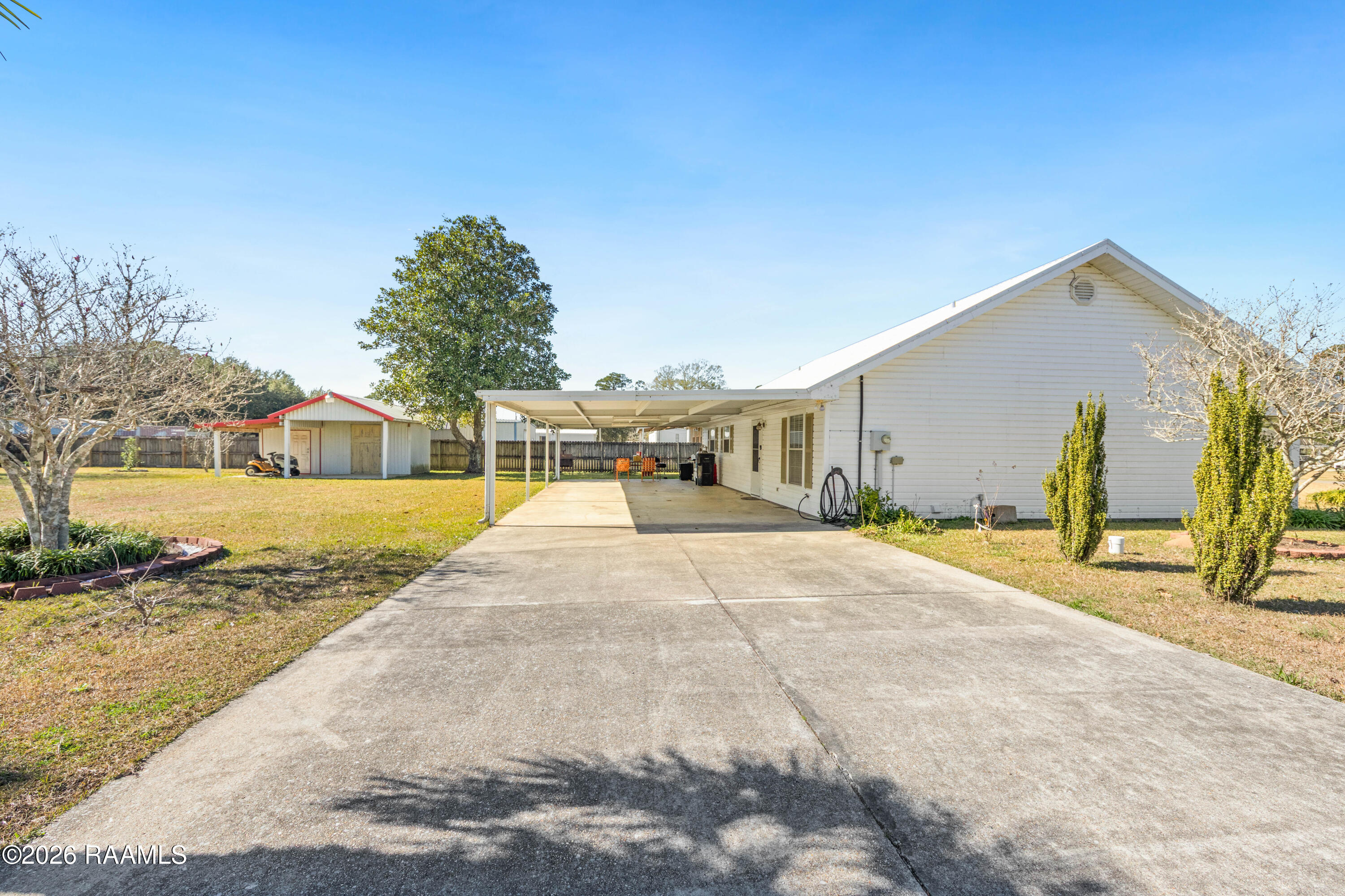 1100 Lopez Road New Iberia, LA 70560 - Photo 28 of 34 IMG_4821