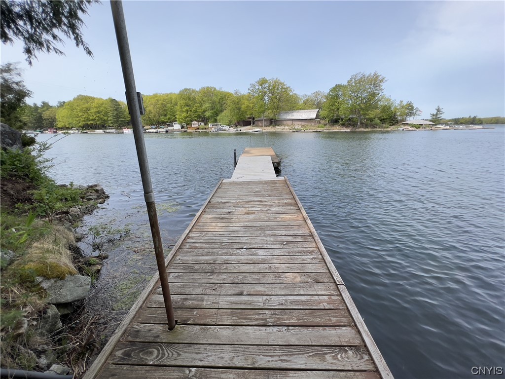 98 Dillon Point Road Hammond, NY 13646 - Photo 5 of 39