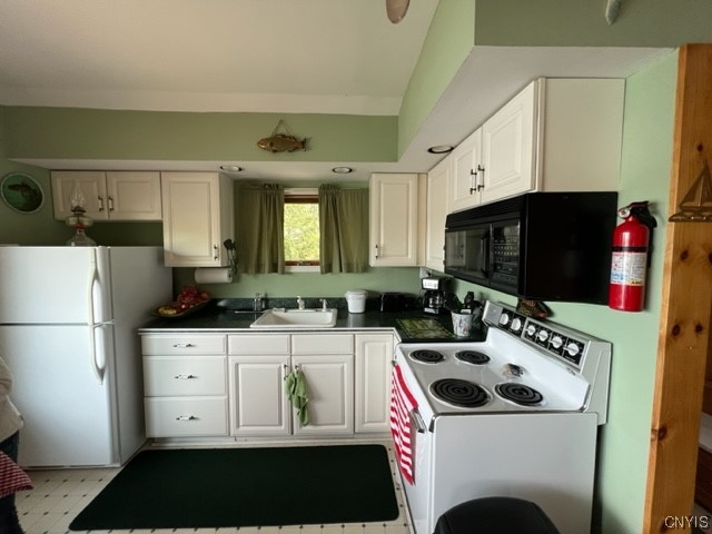 98 Dillon Point Road Hammond, NY 13646 - Photo 9 of 39