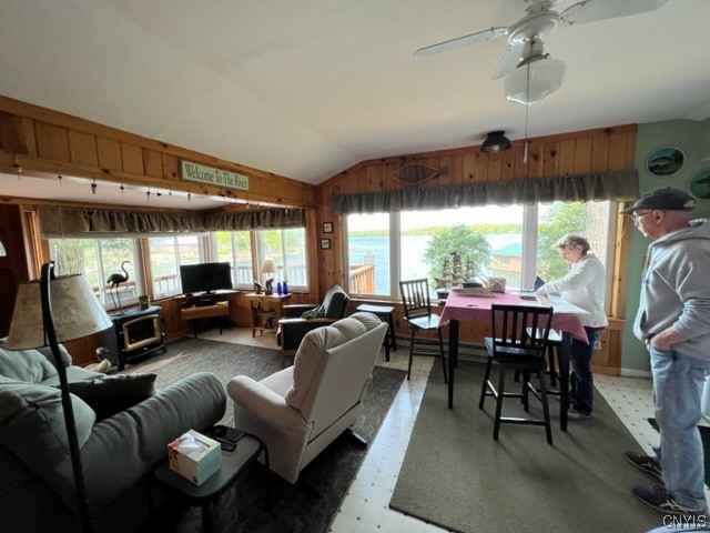 98 Dillon Point Road Hammond, NY 13646 - Photo 10 of 39