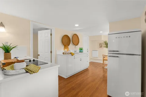 $1,375,000 | 6321 Atlas Place Southwest, Seattle, WA 98136