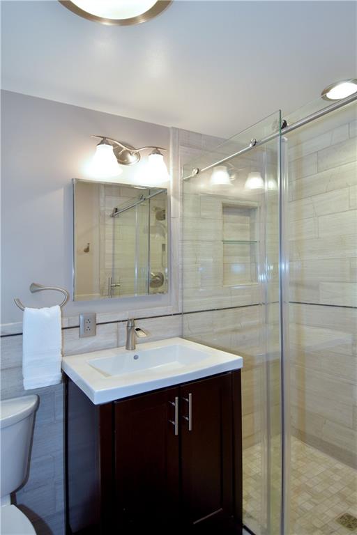 772 Scrubgrass Road Pittsburgh, PA 15243 - Photo 14 of 25 Gallery Image 14