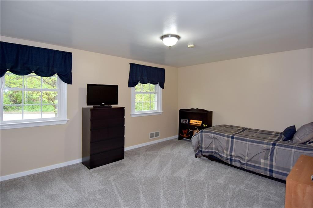 772 Scrubgrass Road Pittsburgh, PA 15243 - Photo 17 of 25 Gallery Image 17