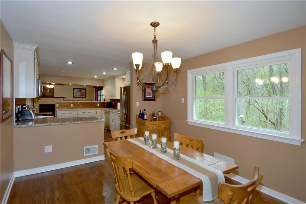772 Scrubgrass Road Pittsburgh, PA 15243 - Photo 6 of 25 Gallery Image 6