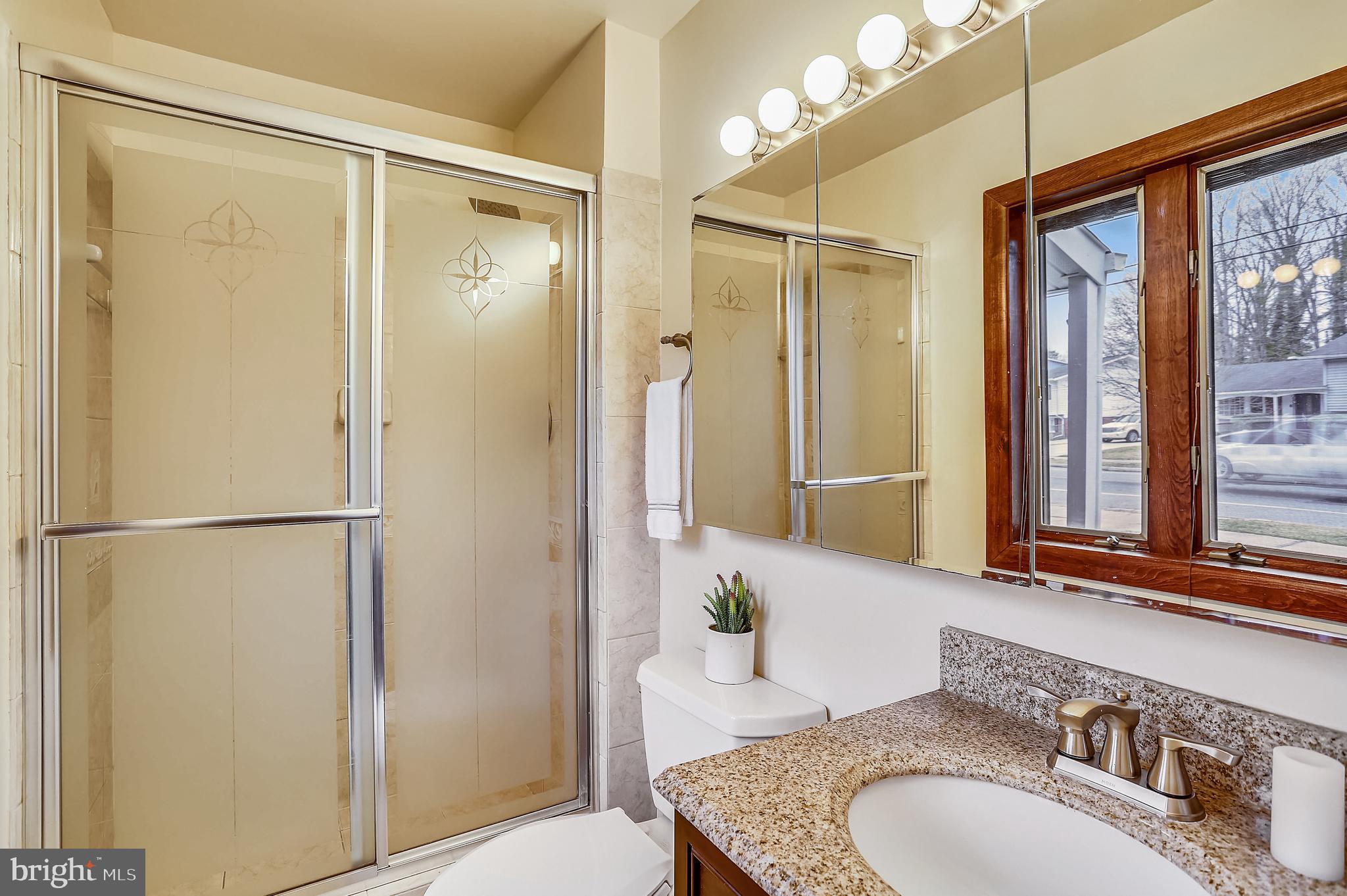 6818 Nashville Road Hyattsville, MD 20784 - Photo 19 of 40 Ensuite Bathroom