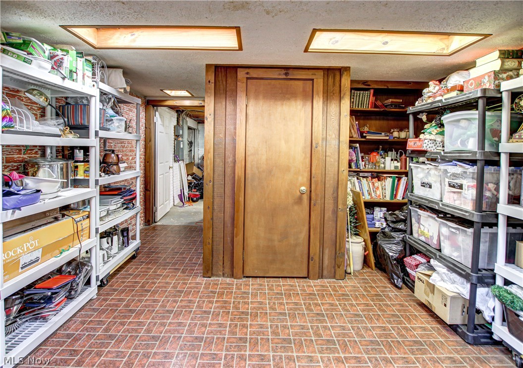 680 Bartlett Road Aurora, OH 44202 - Photo 26 of 35 Gallery Image 26