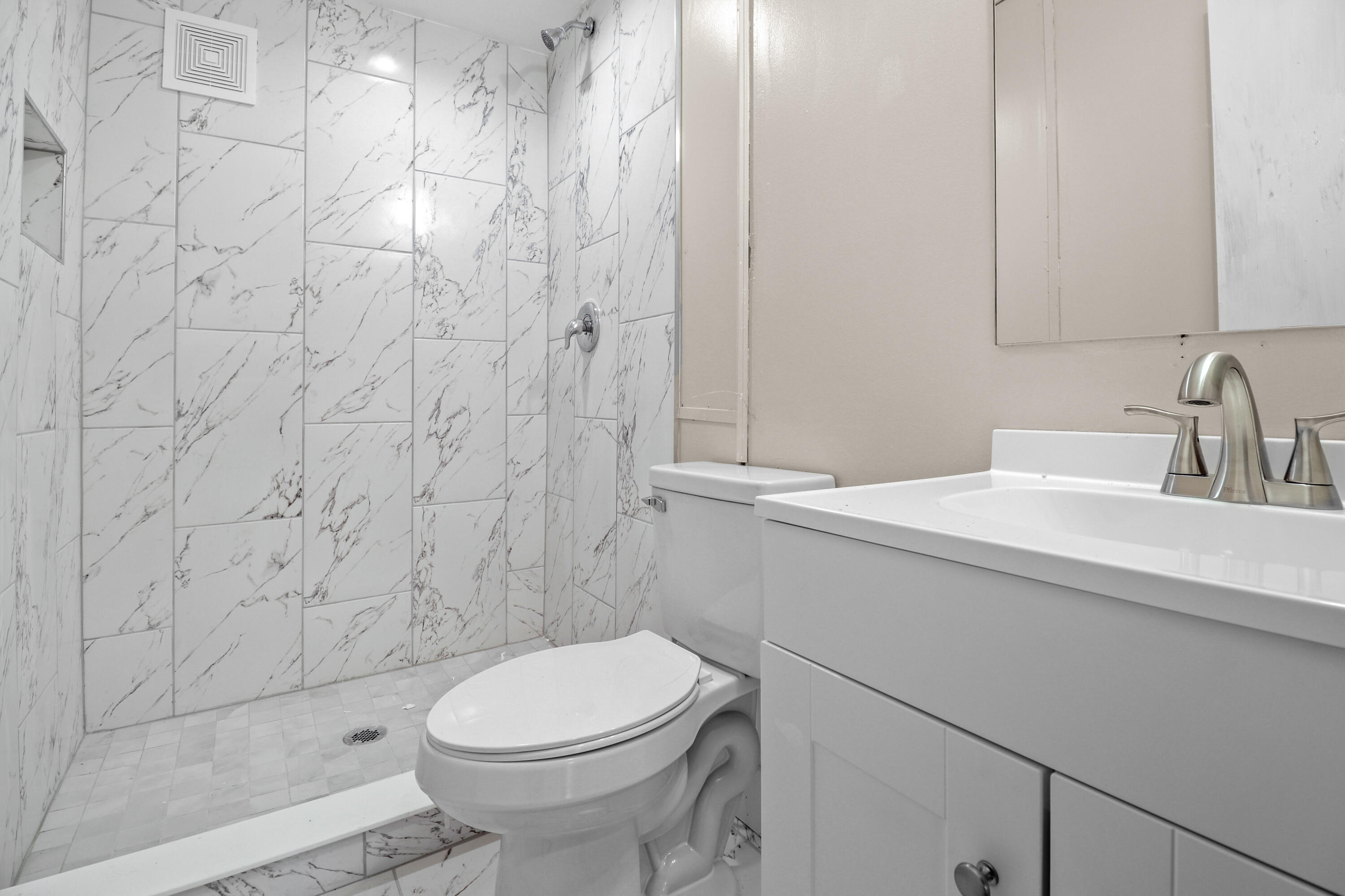 2671 Southeast Janet Street Stuart, FL 34997 - Photo 21 of 29 22-IMG_7012