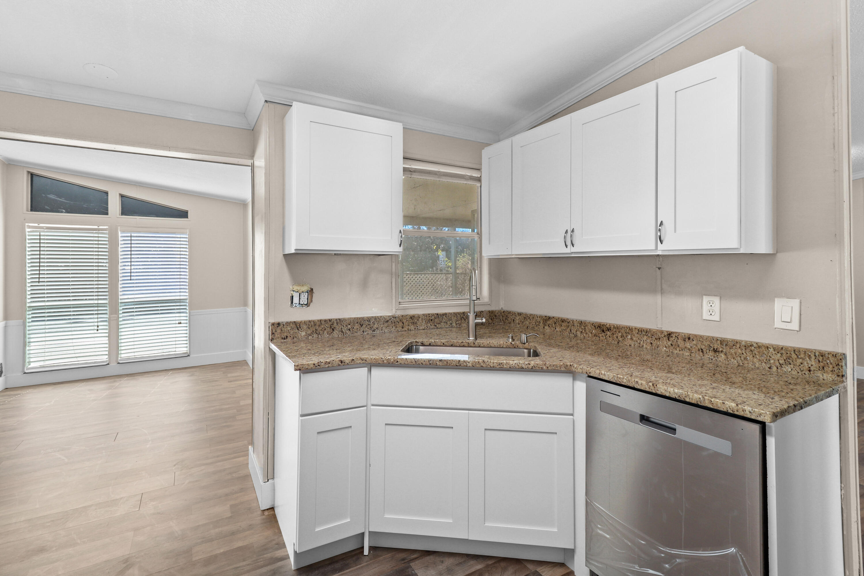 2671 Southeast Janet Street Stuart, FL 34997 - Photo 10 of 29 11-IMG_7024