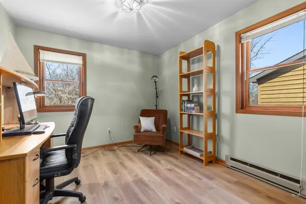 $189,900 | 921 Babcock Street, Unit 13, Neenah, WI 54956