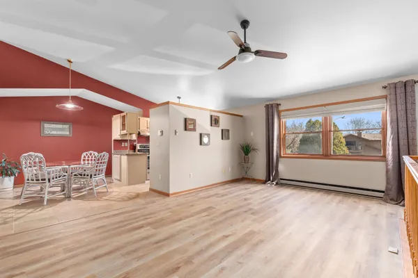 $189,900 | 921 Babcock Street, Unit 13, Neenah, WI 54956