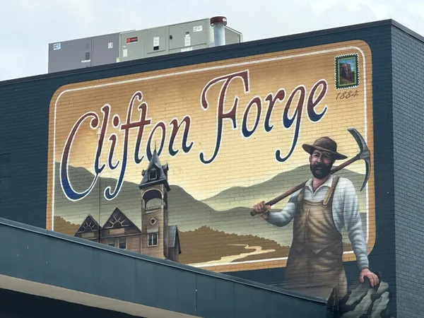 $248,000 | 321 Pine Street, Clifton Forge, VA 24422