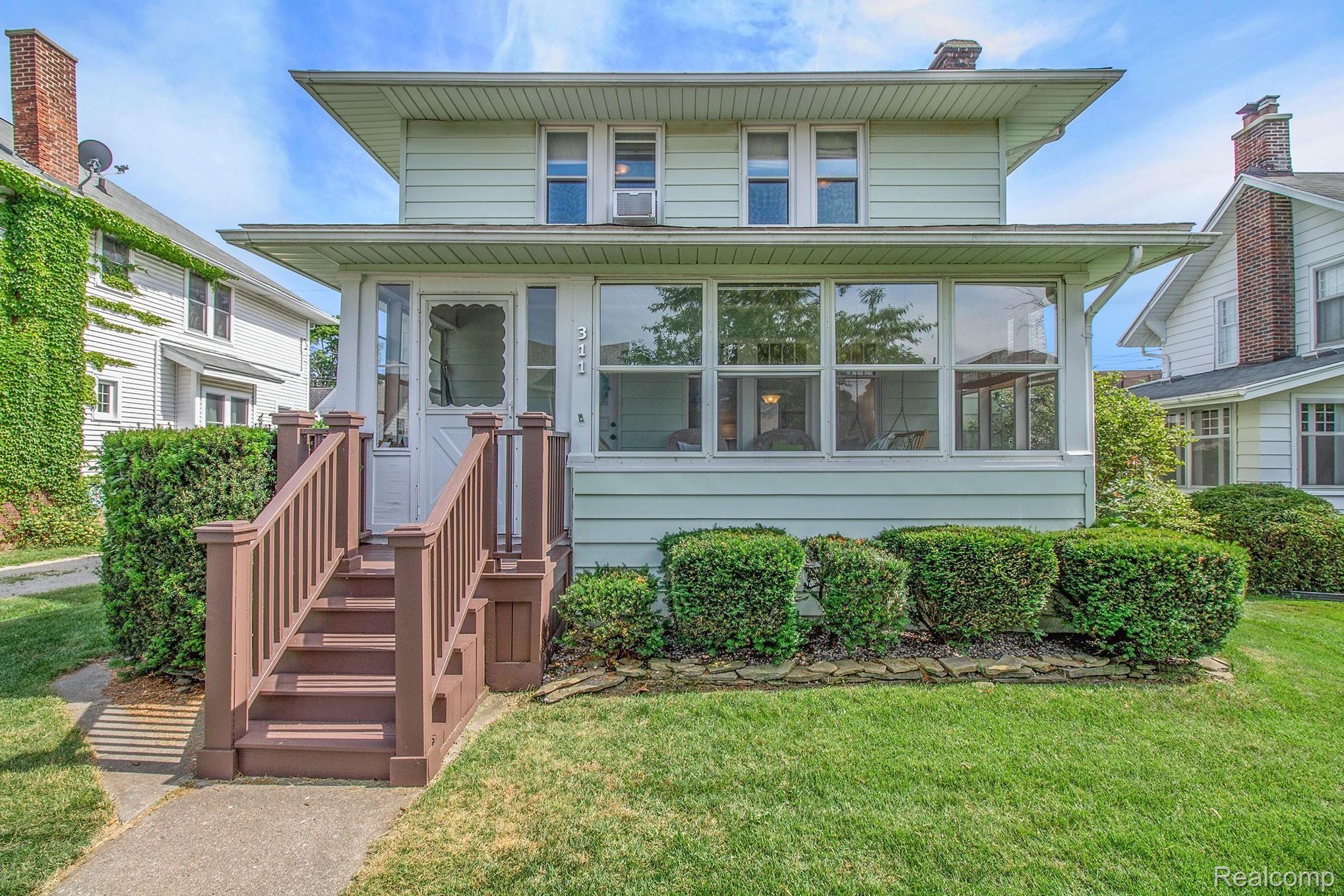 311 Strathmore Road Lansing, MI 48910 - Photo 1 of 21 IMG_5249.jpg