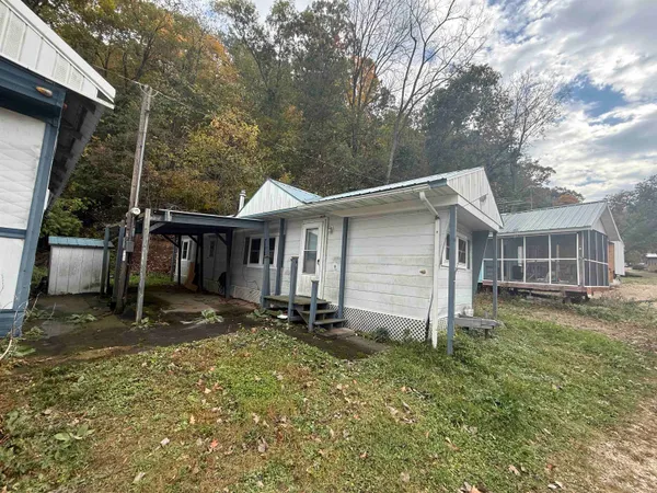 $25,000 | 52 Falling Rock, Eastman, WI 54626