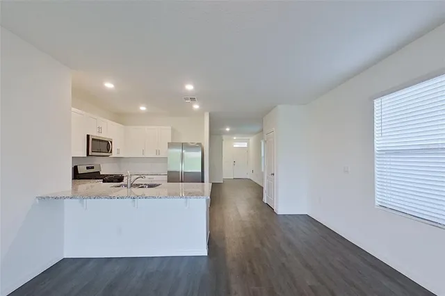 $1,795 | 31913 Katelin Circle, Leesburg, FL 34748