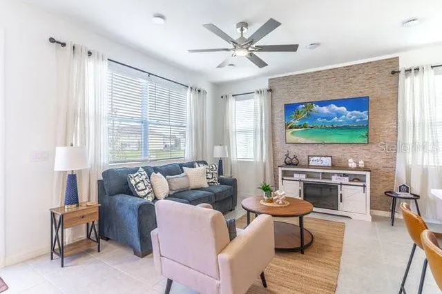 $2,300 | 1063 Plantation Lane, Davenport, FL 33896