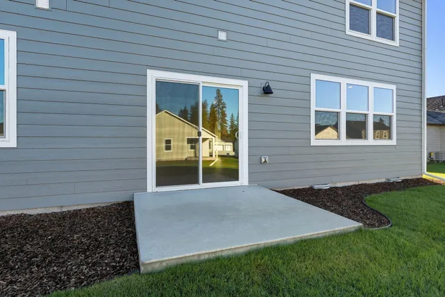 $549,900 | 413 Washington Avenue, Deer Park, WA 99006