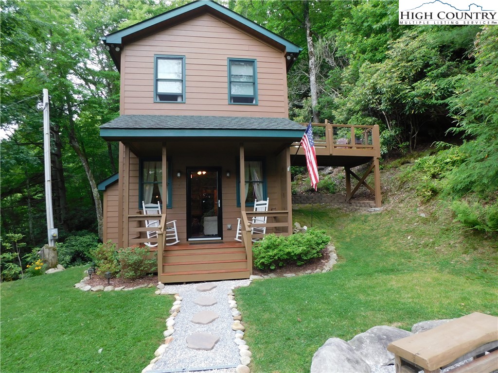 7433 Gingercake Road Newland, NC 28657 - Photo 3 of 34 Gallery Image 3