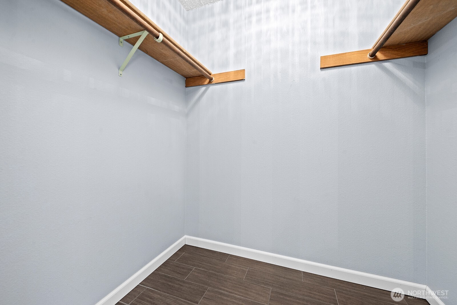 2604 177th Street Southeast Bothell, WA 98012 - Photo 18 of 35 a view of small space with wooden floor