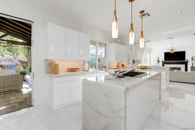 $3,495,000 | 10607 Gingerwood Cove, San Diego, CA 92130