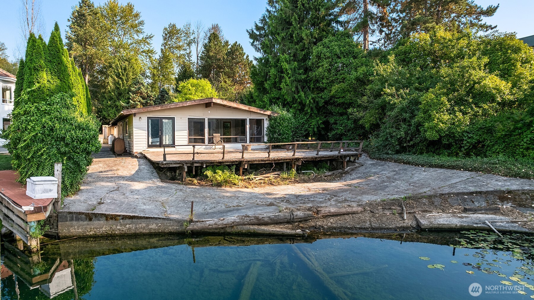 5029 Ripley Lane North Renton, WA 98056 - Photo 4 of 10 Gallery Image 4