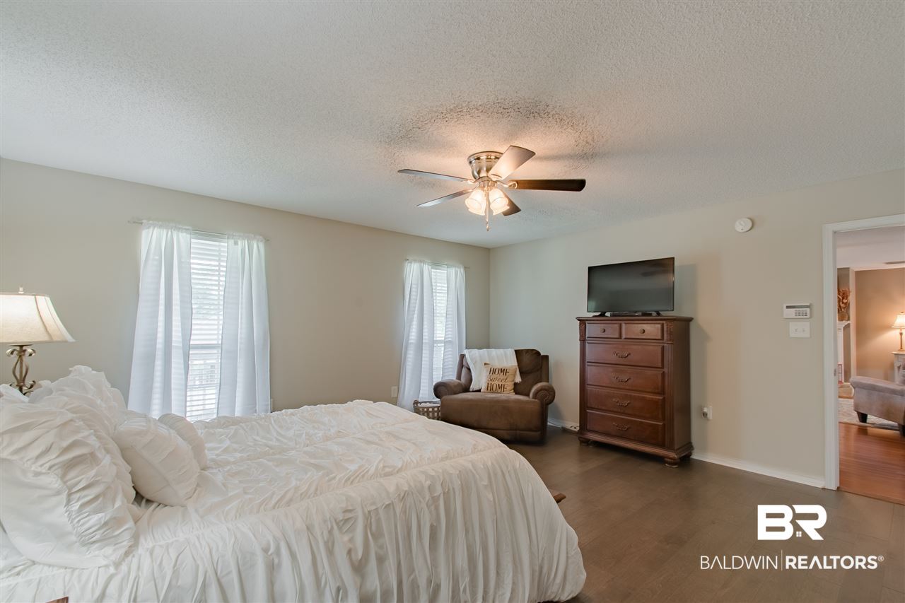 101 Raphael Semmes Drive West Daphne, AL 36527 - Photo 19 of 45