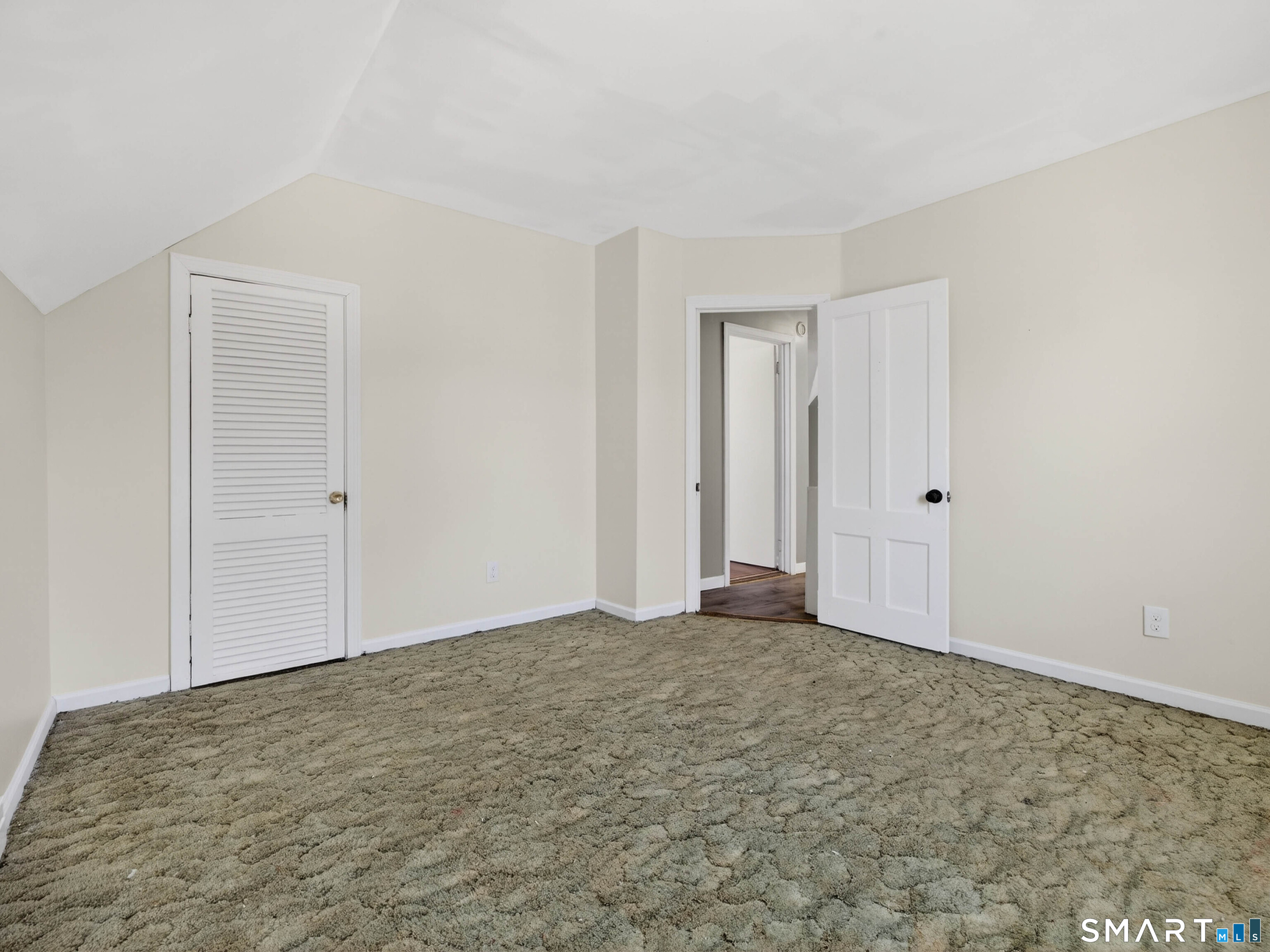 82 North Street Norwich, CT 06360 - Photo 22 of 38 a view of an empty room