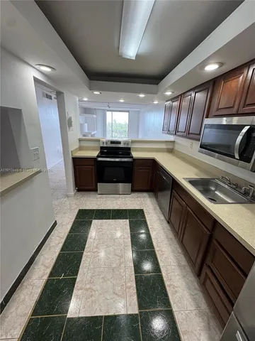 $1,600 | Three Horizons North, North Miami, FL 33161