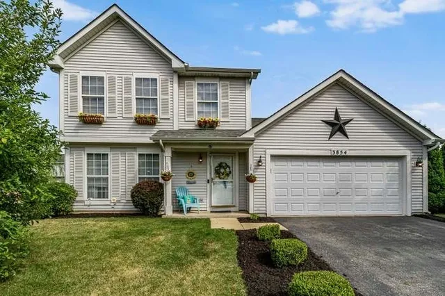 $3,250 | 3854 Cheryl Court, Aurora, IL 60504