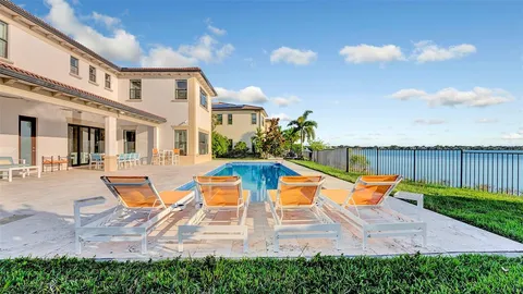 $2,299,950 | 8765 Watercrest Circle East, Parkland, FL 33076