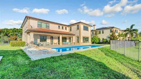 $2,299,950 | 8765 Watercrest Circle East, Parkland, FL 33076